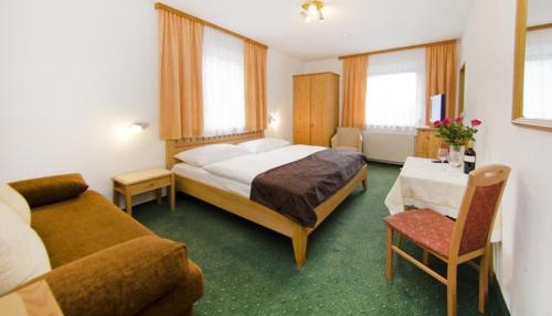 Pension Parzer Pressbaum bei Wien in Pressbaum