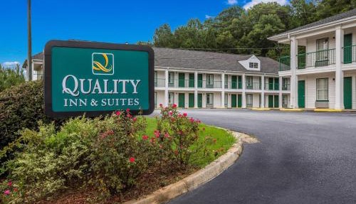 Quality Inn & Suites Greensboro near Lake Oconee in Greensboro