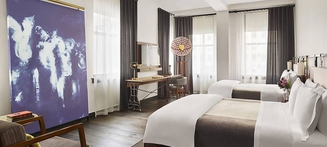 Right in the Heart of Manhattan! 3 Deluxe Double Queen at Refinery Hotel! in New York