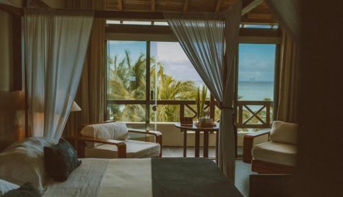 Rooftop Monarch Suite in Soliman Bay