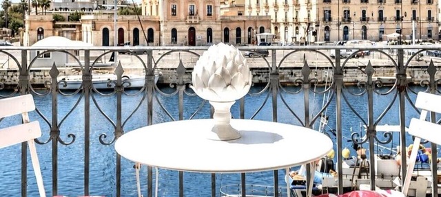 Sea-View Loft in Ortigia. Comfort, Style and Unforgettable Sunsets. in Siracusa