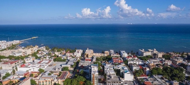 Sleek Modern Stay: 3 Relaxing Units Minutes to Cozumel Ferry Terminal in Playa del Carmen