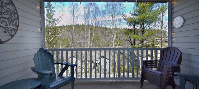 Smokies 2 | Fireplace, Restaurant, Pool, Spa in Blowing Rock