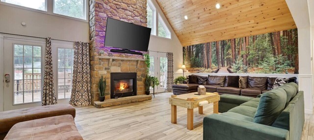 Soose Manor | Spa | BBQ | Games | Bar | Near Lake in Tafton