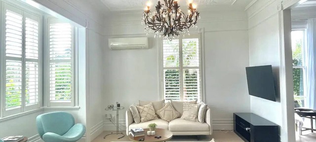 Spacious & beautifully appointed Parnell Villa with amazing city views in Auckland