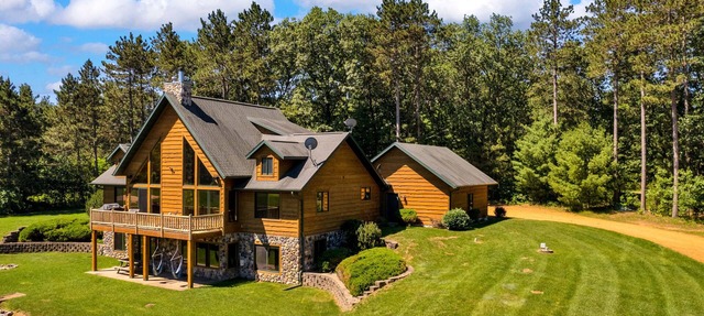 Spacious Retreat with Private Swimming and Fishing Pond Near Wisconsin Dells in Mauston