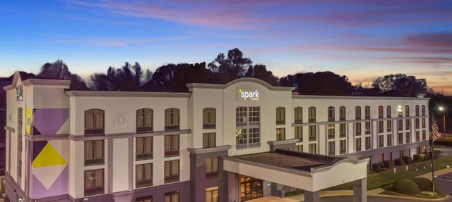 Spark By Hilton Charlotte Tyvola I-77 in Charlotte