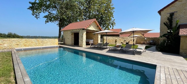 Splendide Maison Climatisée en Périgord Noir-piscine Privée in Sergeac