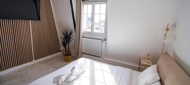 Studio-2Pers-Hotel deVille-Marais-Paris04-Central in Paris
