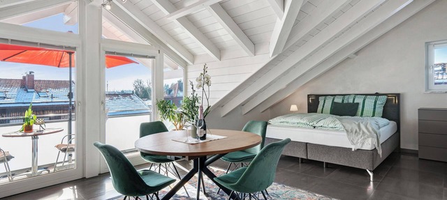 Studio 'Hofolding' with Balcony and Wi-Fi in Brunnthal