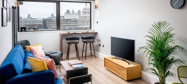 Stunning 2-bedroom flat with riverview in Bankside in London