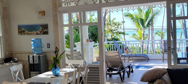 Superior Oceanfront Condo - Walk to the Very Best of Las Terrenas - See Reviews! in Las Terrenas