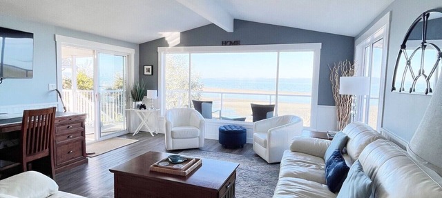 The Brant Suite in Qualicum Beach