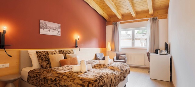 The Leutasch Retreat Comfort room offers peace, style, and comfort after hiking, cycling, or winter sports in the Alps around Seefeld. in Leutasch