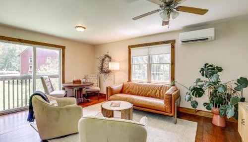 Walk to River: Couple’s Retreat in Kintnersville! in Kintnersville