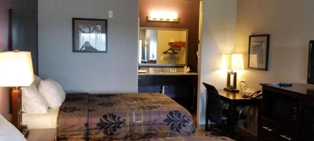Well-Placed Beeville Stay for Road Trips, Business & South Texas Adventures in Beeville