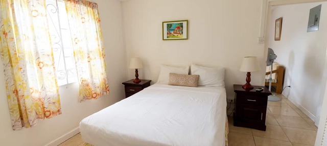 Your Home Away from Home by Rockley Beach; Pool, Gardens & Full Kitchen in Bridgetown