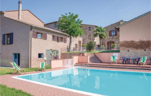 Apt 16B in Querce