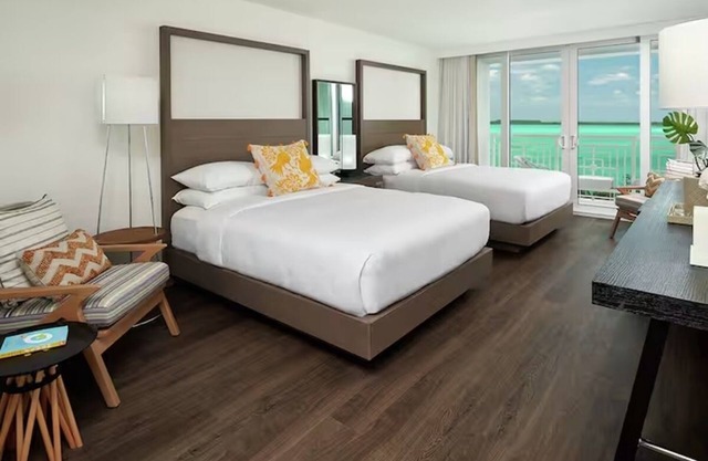 Bakers Resort Jr Largo 
