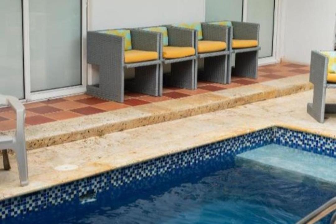 Urbanizacion Eliana Bed & Breakfast | Casa Crespo