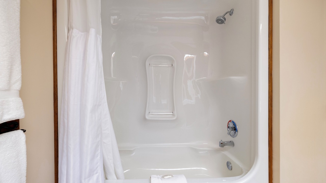 Photo of Bathroom in Lake Louise