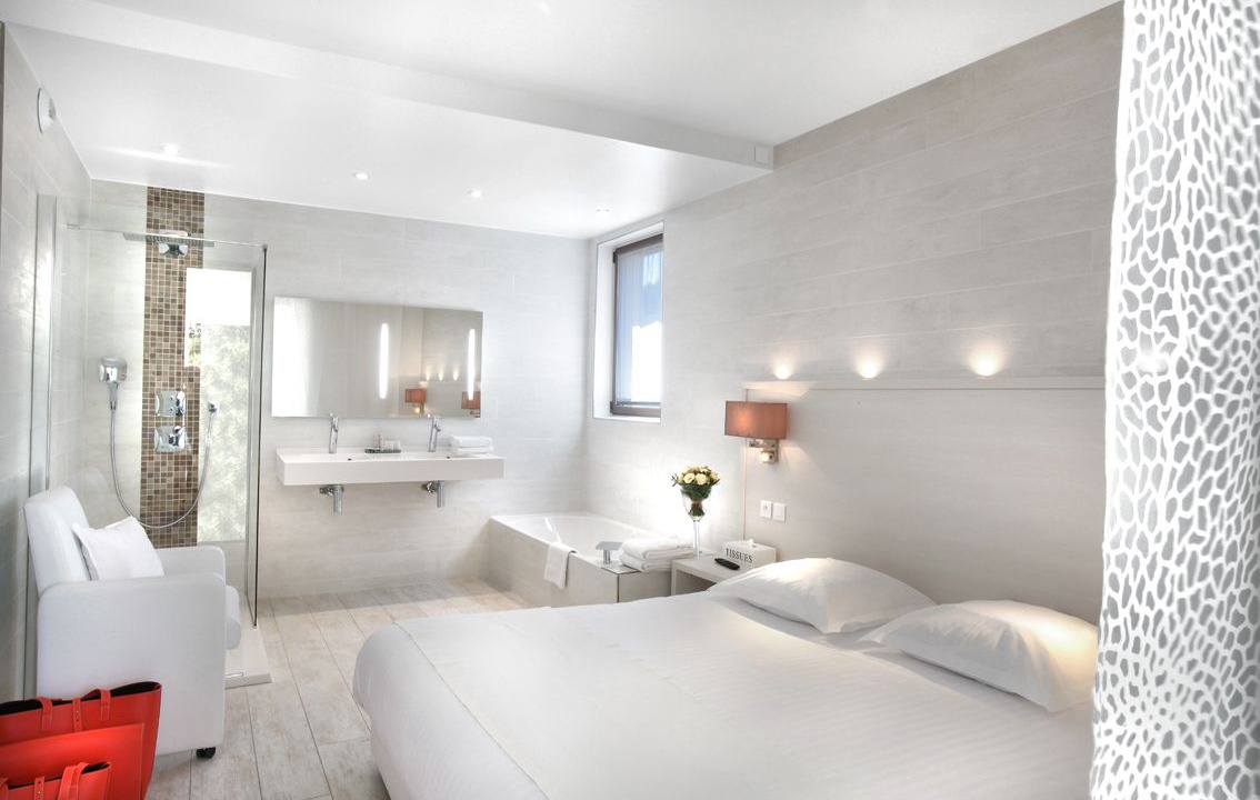 Photo of Bedroom in Valbonne