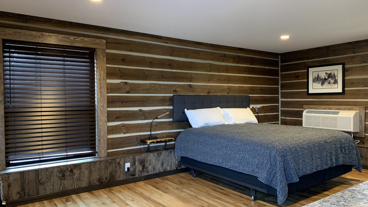 Photo of Bedroom in Lake Itasca