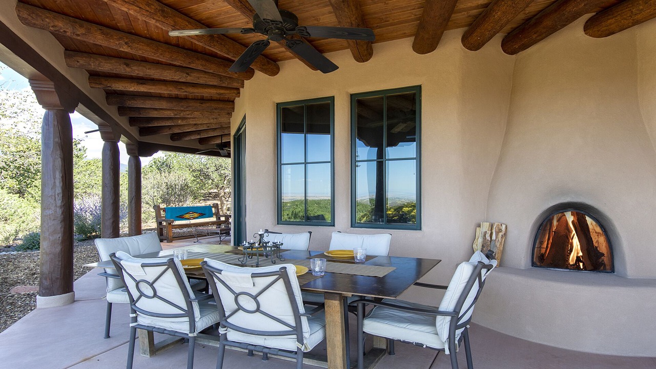 Photo of Livingroom in Santa Fe