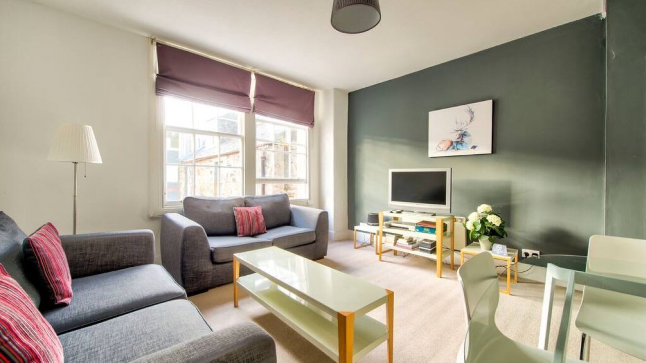 Photo of Livingroom in New Town