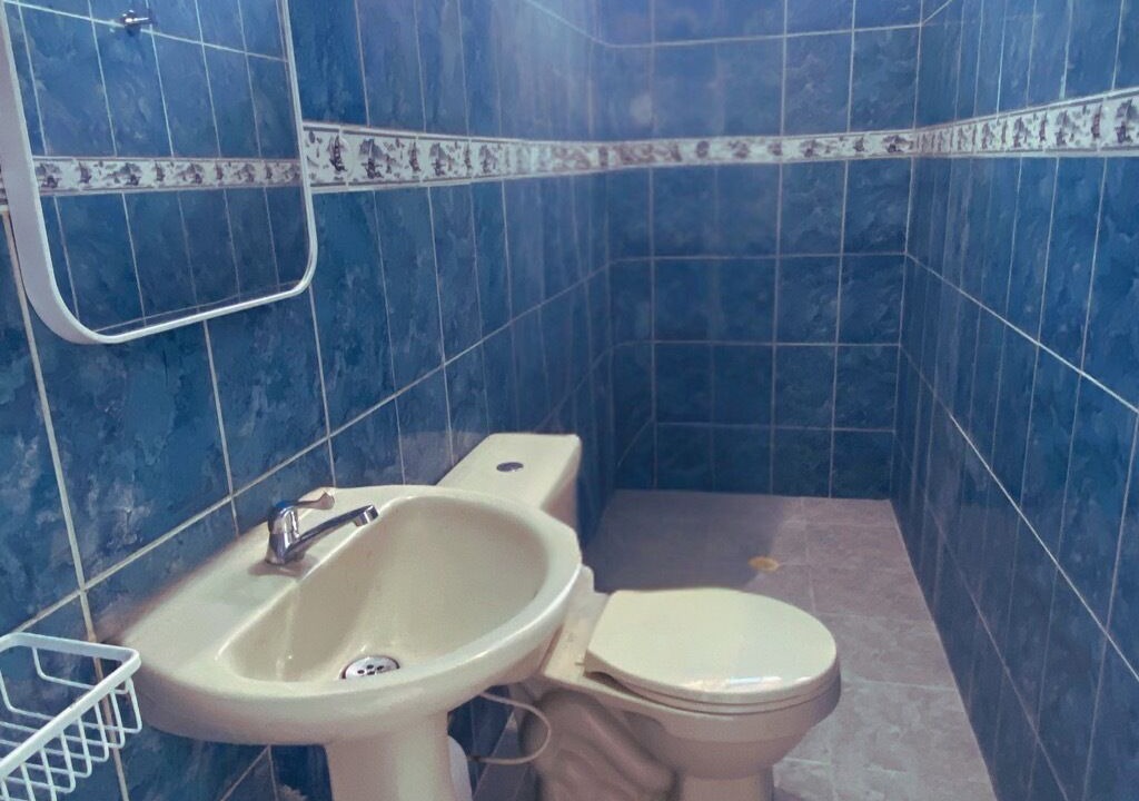 Photo of Bathroom in Manga
