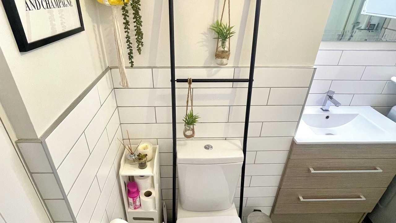 Photo of Bathroom in Kingsland