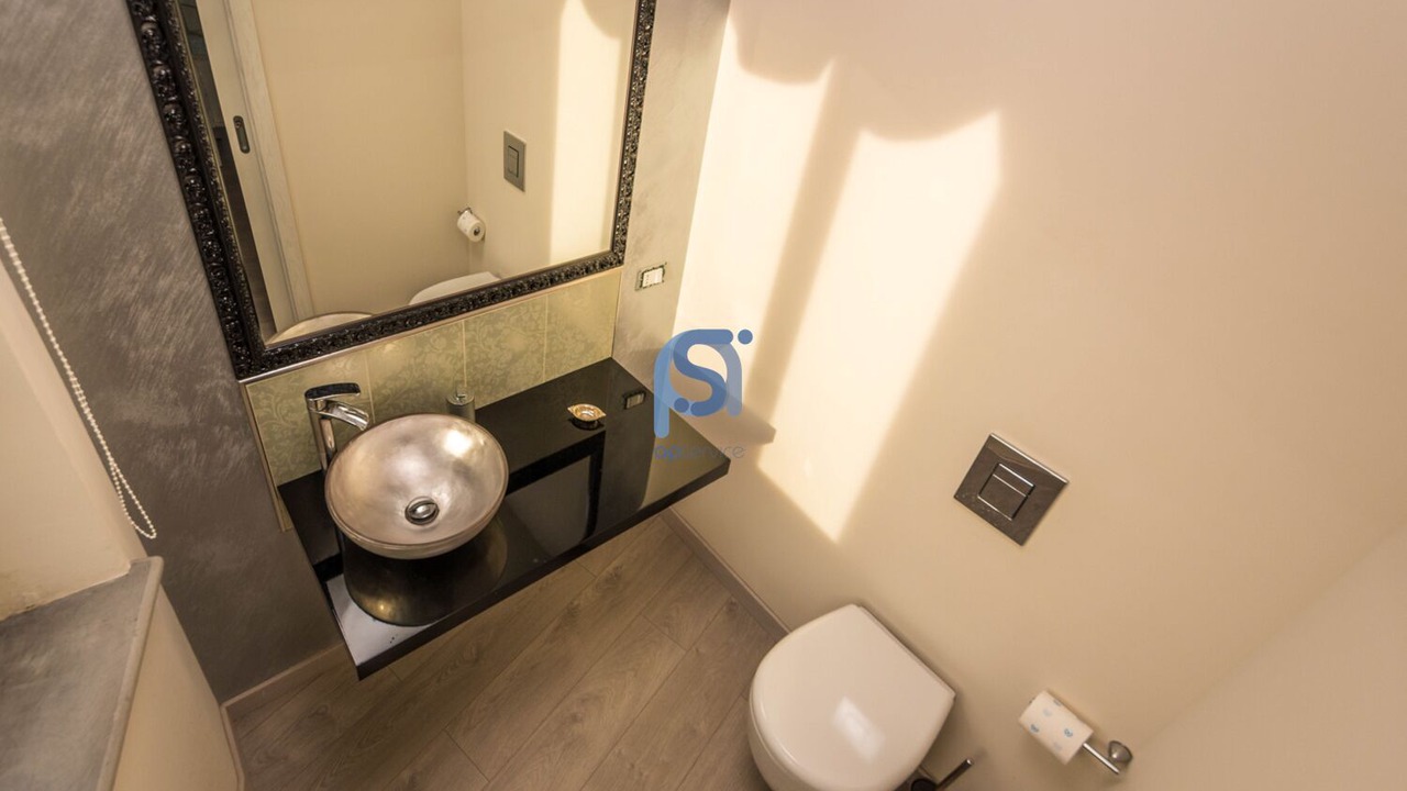 Photo of Bathroom in Lascari