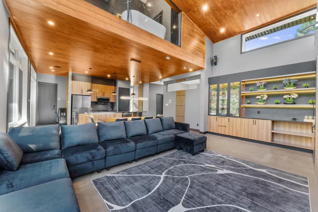 Photo of Livingroom in Notre-Dame-de-la-Merci