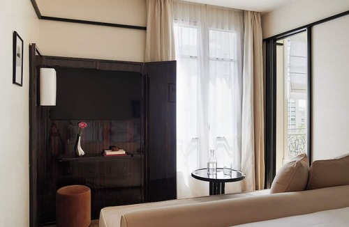 Combat Hotel | Hôtel Atlas