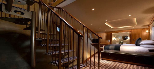 Fingal - A Luxury Floating Hotel in Edinburgh