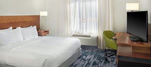 Fairfield Inn & Suites Reading Wyomissing in Spring Ridge
