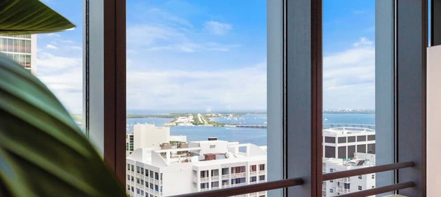 Brickell Arch Sea View Balcony Free Parking by Palermo Home Miami in Miami