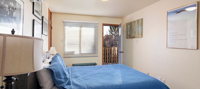 Fort Marcy 98 | Walk to Plaza | Kiva Fireplace | Full Kitchen | Hot Tub | Pool | End Unit | 2 Levels in Santa Fe