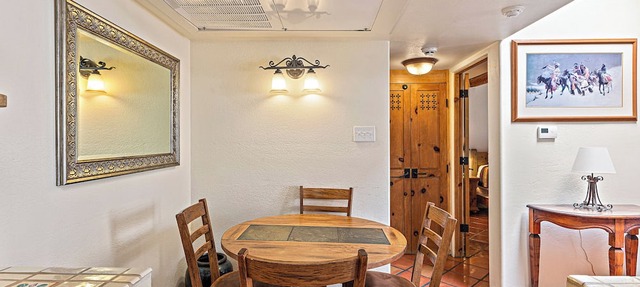 Fort Marcy 65 | Walk to Plaza | Fireplace | Kitchen | Hot Tub | Pool | End Unit | Single Level in Santa Fe