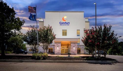 Comfort Inn & Suites Grenada in Grenada