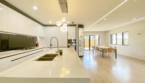 Koromeke Luxury 370sqm New Build, Ideal for Groups in Auckland
